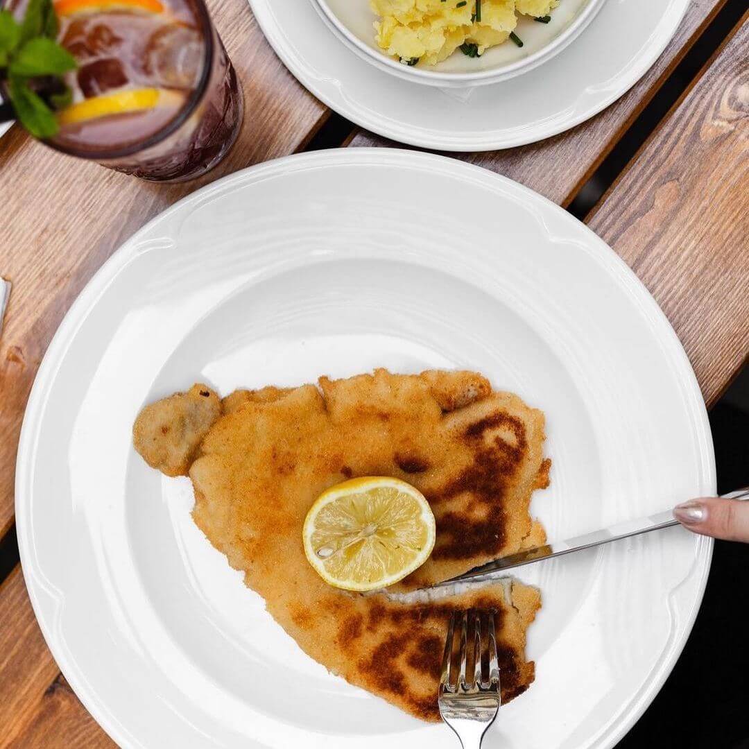 kšeft.schnitzel und bier